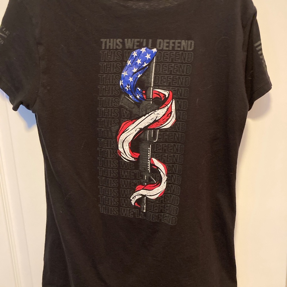 Woman’s grunt shirt